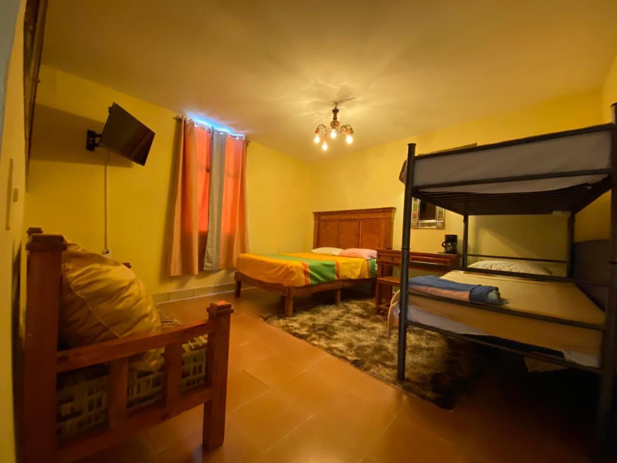 Departamentos Suites Centro Guanajuato Ngoại thất bức ảnh