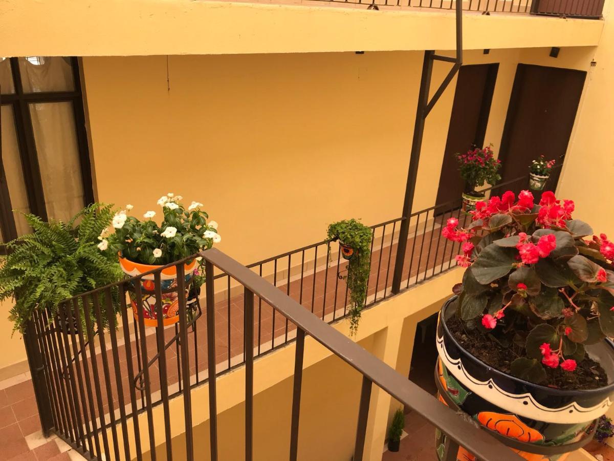 Departamentos Suites Centro Guanajuato Ngoại thất bức ảnh